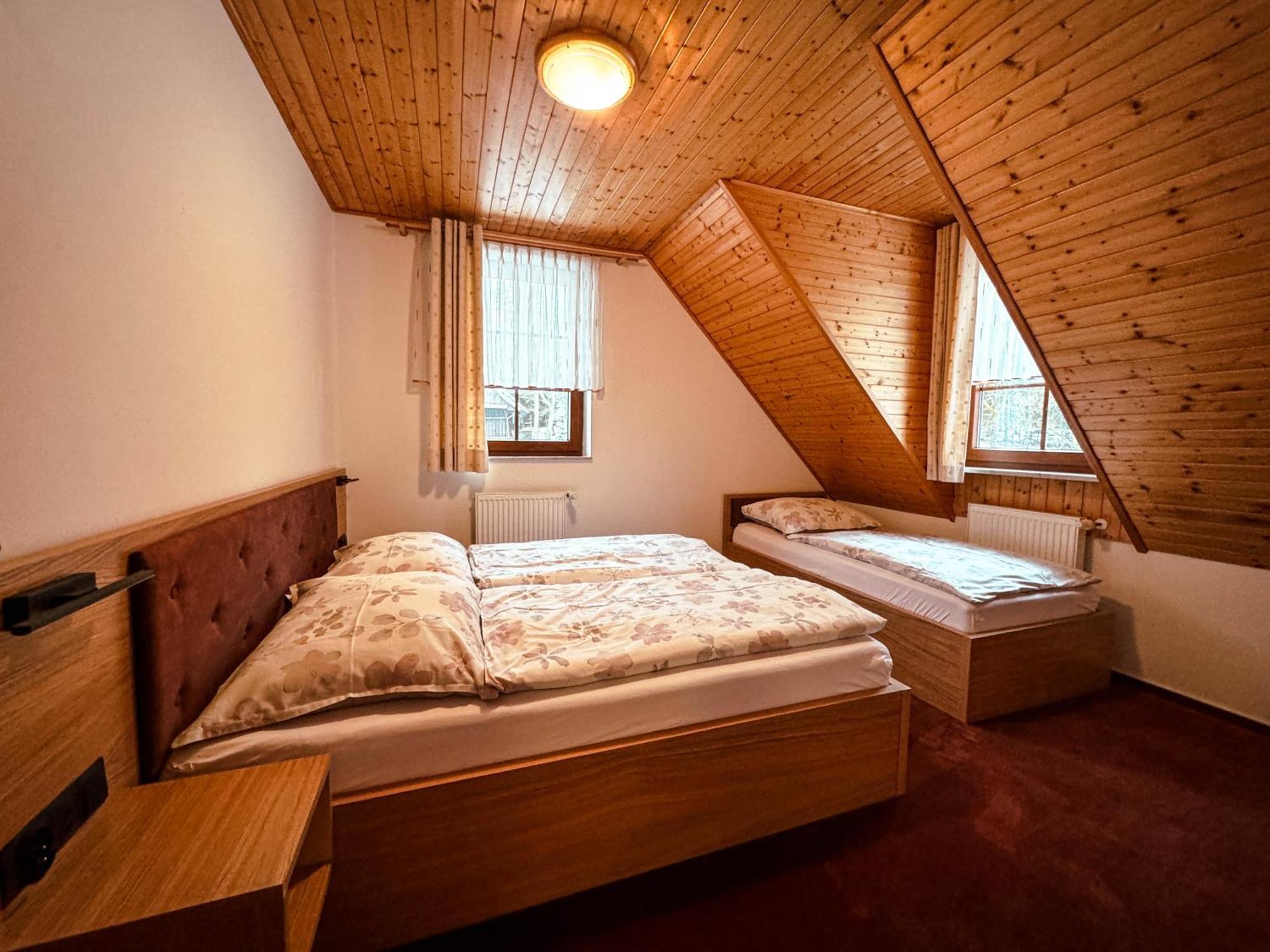 Apartmany Kolb Ramzova Ostruzna Exterior photo