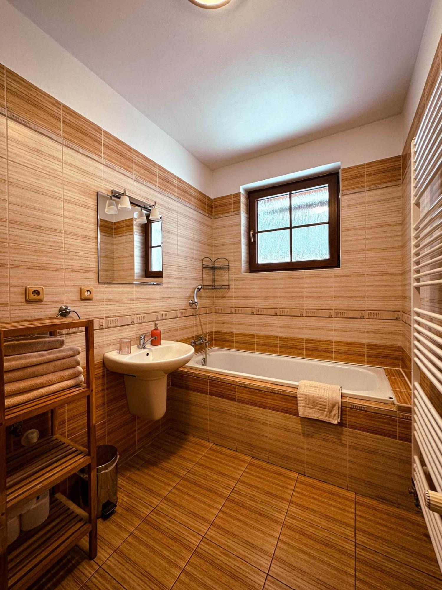 Apartmany Kolb Ramzova Ostruzna Exterior photo