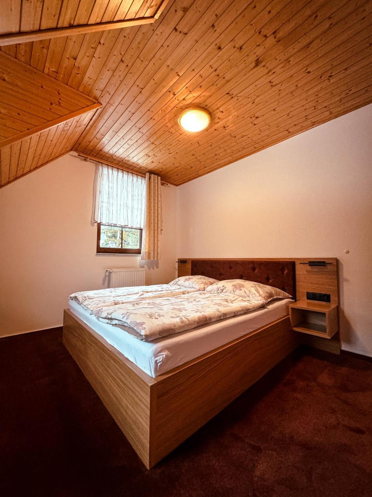 Apartmany Kolb Ramzova Ostruzna Exterior photo